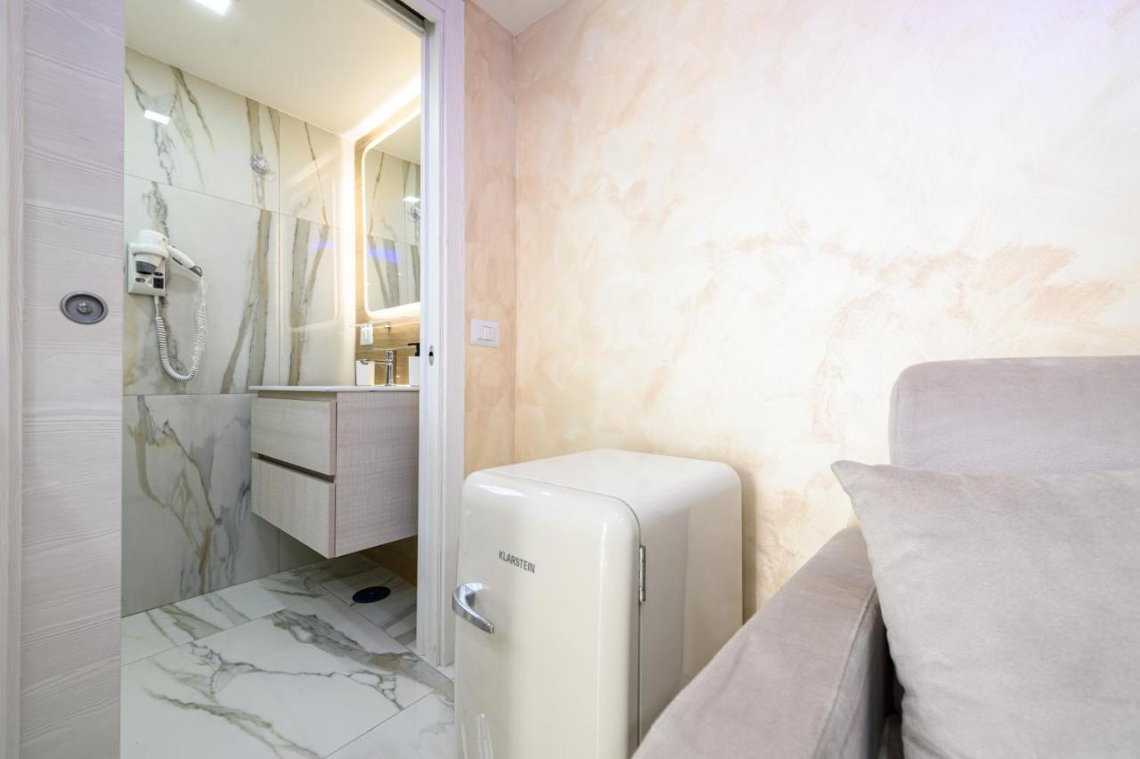 La Magnifica Napoli Apartments Gold House Exterior foto